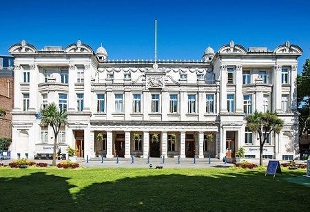 Queen Mary University and BUPT Marks 20-Year Partnership, Eye 2024 Graduation